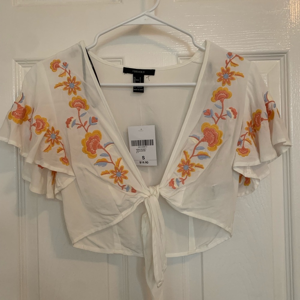 White patterned crop top